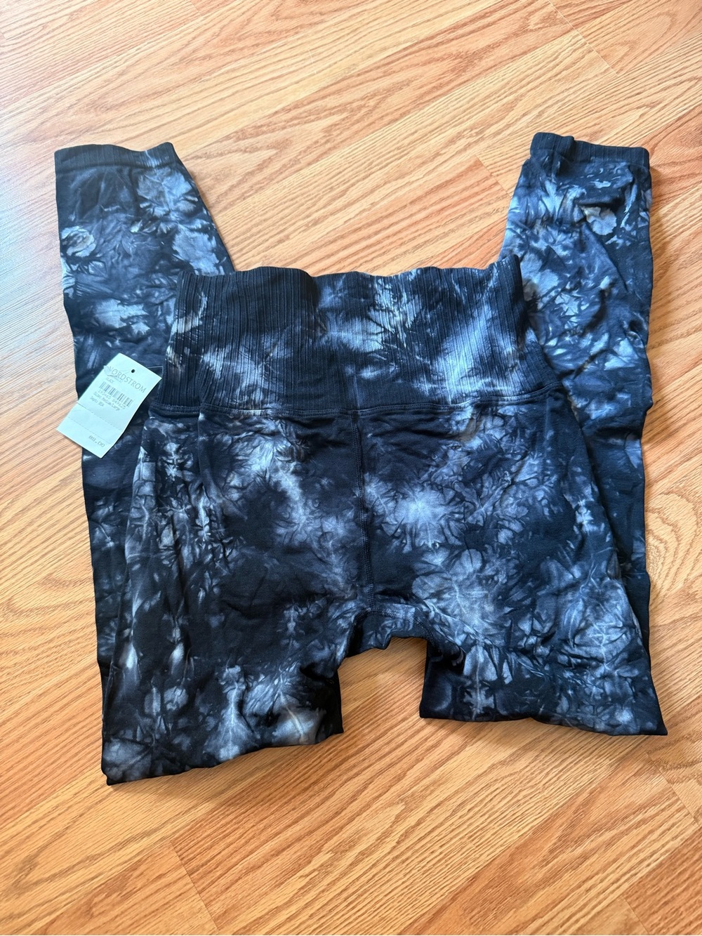 Free People Tie Dye Black Good Karma High-Rise Leggings M/L NWT - Picture 7 of 9